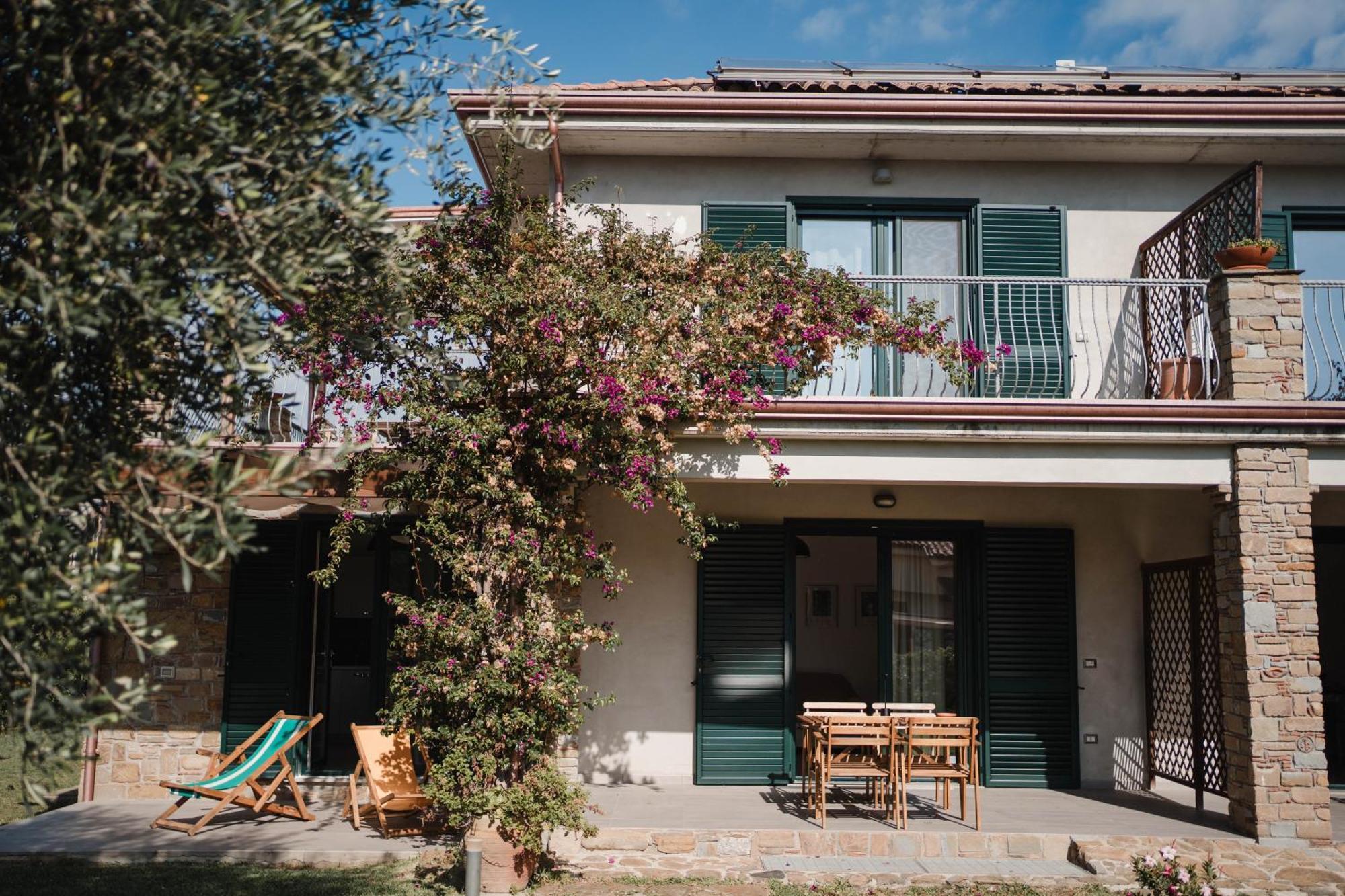 Villa Di Marinella Ашеа Екстер'єр фото