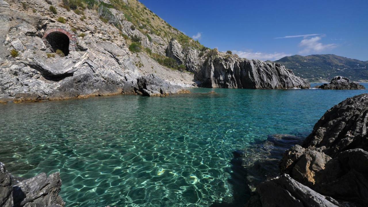 Villa Di Marinella Ашеа Екстер'єр фото